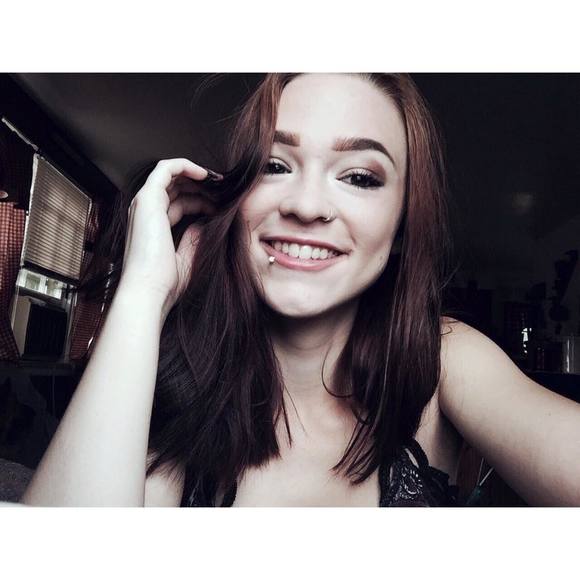 Meet your Posher, Brianna - Picture 1 of 1